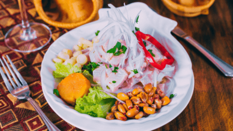 Opciones económicas: dónde comer comida peruana rica y barata en Buenos Aires