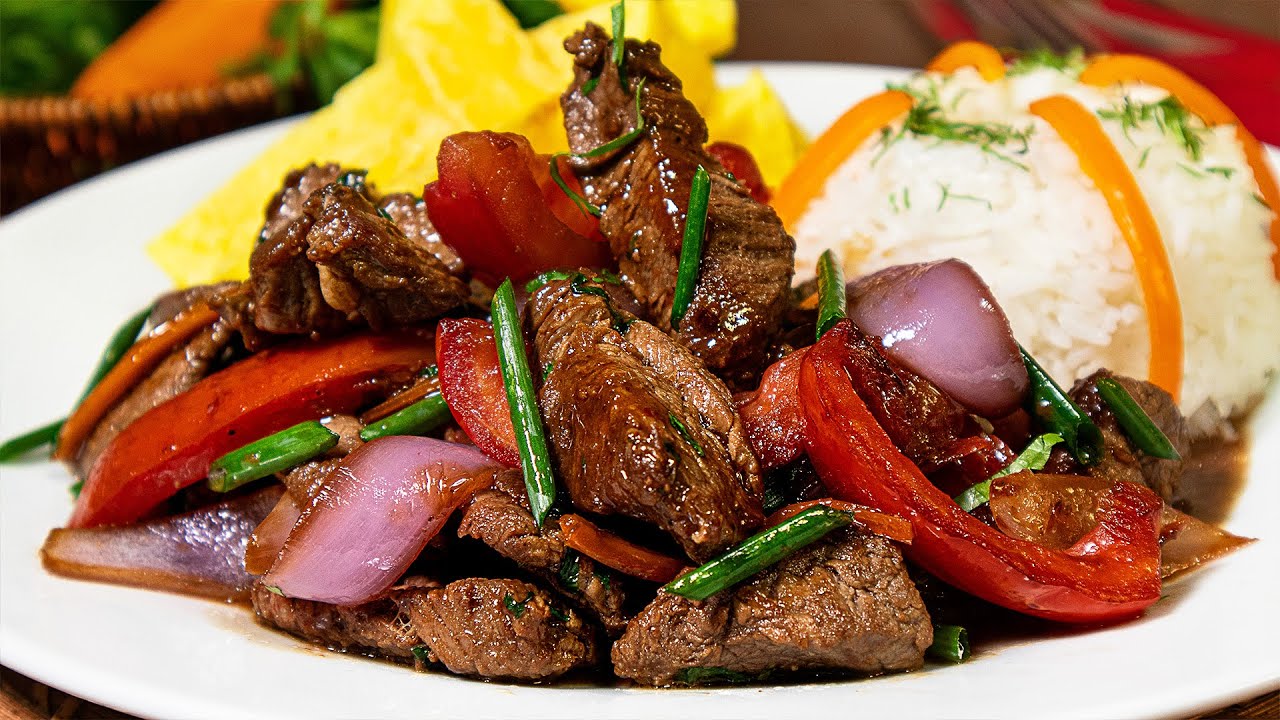 Menú criollo en Argentina: dónde probar lomo saltado, ají de gallina y seco de cordero